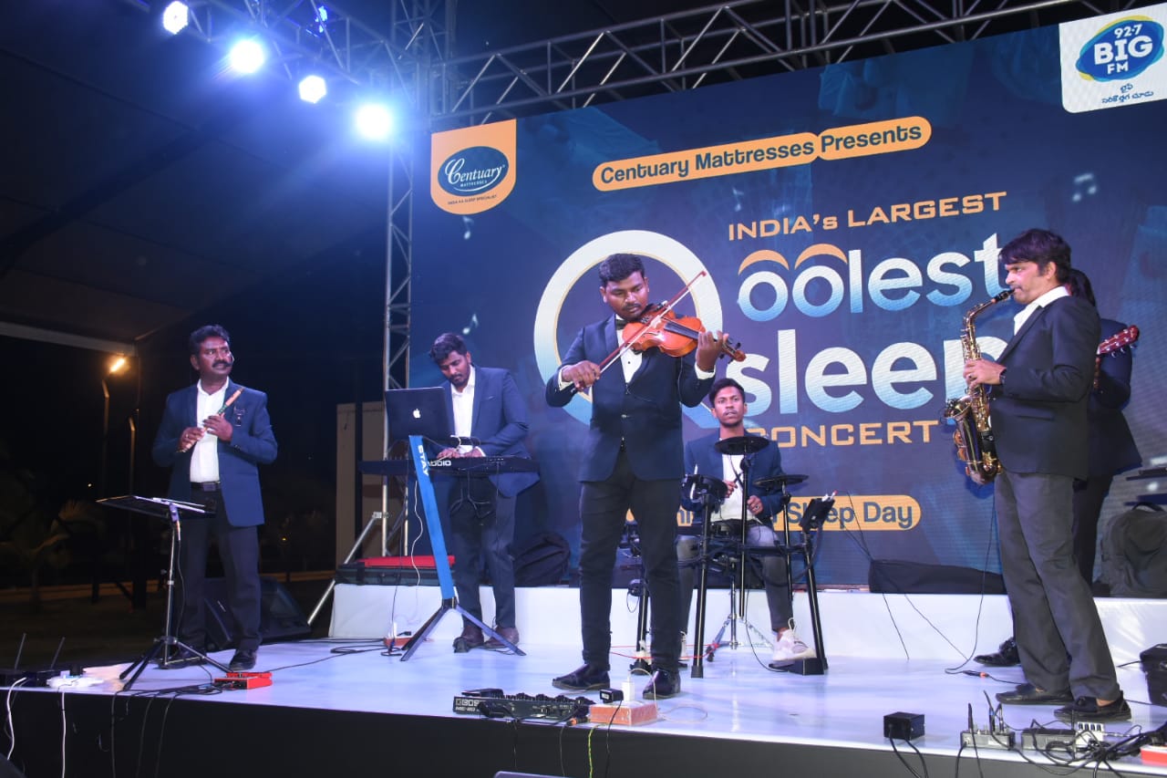 ~ A team of musicians and sleep experts took the stage to masterfully blend music and relaxation and provided the qoolest sleep experience ~ Hyderabad, 18th March 2024: Centuary Mattress, India's Sleep Specialist in collaboration with Big FM and the media agency Initiative Mumbai proudly presents the country's largest qoolest Sleep Concert, a one of its kind sleep inducing event at Hyderabad. Imagine the audience being asked to doze midway during a concert. Although a swift departure from tradition, sleep concerts are becoming increasingly popular across the globe. These ‘sleep concerts’ are designed to curate an enriching and rejuvenating sleeping experience for the participants. In such concerts, falling asleep halfway through is not just acceptable – it's actively endorsed. In a bid to raise awareness around the importance of sound sleep and its impact on overall wellbeing while helping people overcome their sleep issues, Centuary Mattress has organized this sleep inducing event. Attendees had a unique opportunity to unwind and rejuvenate to the tunes of Swaram Band, specially curated to induce deep relaxation and promote better sleep. Hosted in the vibrant city of Hyderabad, renowned for its rich cultural heritage, the event witnessed the participation of hundreds of people in an immersive experience like never before. We at “Centuary Mattresses” are thrilled to present the largest qoolest Sleep Concert in India. This one-of-a-kind sleep event aims to educate people on the paramount importance of sleep for our overall well-being. By integrating music, relaxation, and expert insights, we're not only offering a unique experience but also shining a spotlight on the crucial role quality sleep plays in our lives. Join us as we embark on this journey to prioritize sleep and nurture healthier lifestyles across the nation." - Vijay Kumar Mikkilineni, GM Marketing, Centuary Mattresses. Sharing his thoughts at the unique event, Sunil Kumaran, COO, BIG FM, said “In today's fast-paced world, the importance of quality sleep often gets overlooked. With this unique concept of Sleep Concert, our goal was to underscore the significance of prioritizing sleep as a part of overall well-being. We are thrilled to associate with Centuary Mattresses for this clutter-breaking event. BIG FM’s endeavor has always been to explore new creative avenues that are not only in line with our brand ideology but also forge meaningful connections with our constantly evolving audience. This concert is yet another example of the same”